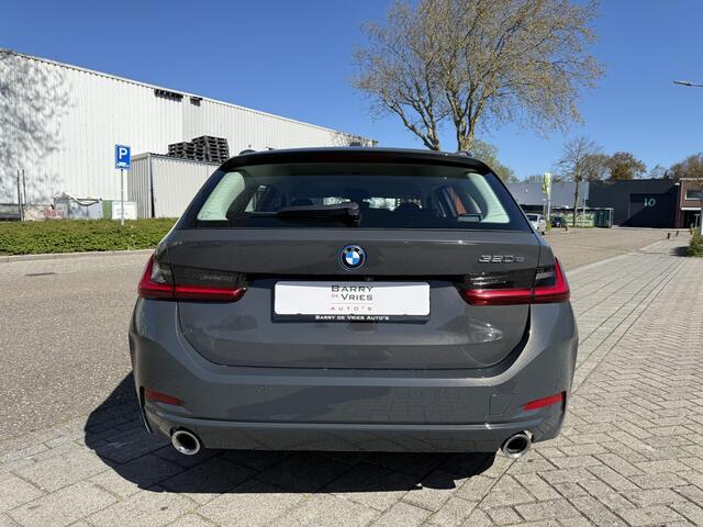 BMW 3-SERIE Touring 320e Business Edition Plus | Automatische Trekhaak | Adaptieve Cruise Control | Sportstoelen