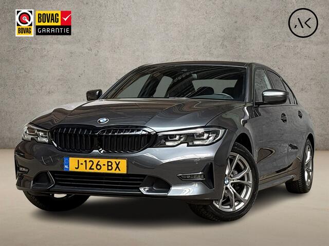 BMW 3-SERIE 318i Sport Line 156Pk Automaat (VIRTUAL COCKPIT, DEALER ONDERHOUDEN, GROOT NAVI, LEDER, ZWART HEMEL, SPORTSTOELEN, GETINT GLAS, SFEERVERLICHTING, PARKEERSENSOREN, NIEUWE APK, NIEUWSTAAT)