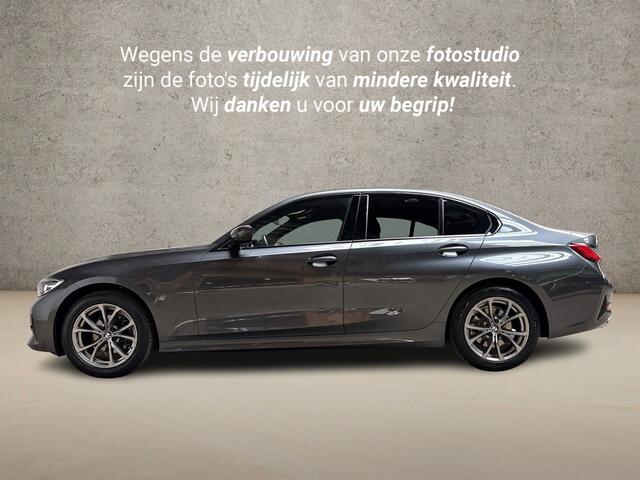 BMW 3-SERIE 318i Sport Line 156Pk Automaat (VIRTUAL COCKPIT, DEALER ONDERHOUDEN, GROOT NAVI, LEDER, ZWART HEMEL, SPORTSTOELEN, GETINT GLAS, SFEERVERLICHTING, PARKEERSENSOREN, NIEUWE APK, NIEUWSTAAT)