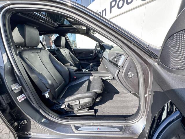 BMW 3-SERIE Sedan 320i | M Sport | High Executive | Panoramadak | Selections 1000