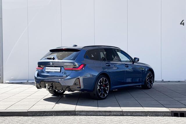 BMW 3-SERIE Touring 330e Trekhaak Elektrisch / Schuifdak / Hifi Audio / Getinte Ramen / M-Sport Pro / 19"
