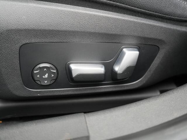 BMW 3-SERIE Touring 330e M Sport 293pk Dealer O.H. Dravitgrau | Panodak | Adaptive Cruise | Camera | Lederen Sportstoelen Memory & Verwarmd | Sfeerverlichting | Stuur Verwarmd | Hifi Audio | Blis | Keyless | Apple Carplay | Plug In Hybrid |