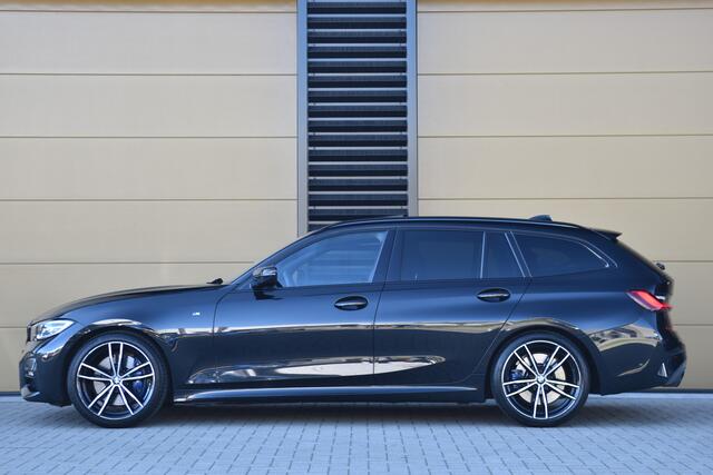 BMW 3-SERIE Touring 330i Executive Edition * M-Sport * Panoramadak * M Sport Onderstel * 1 eigenaar *