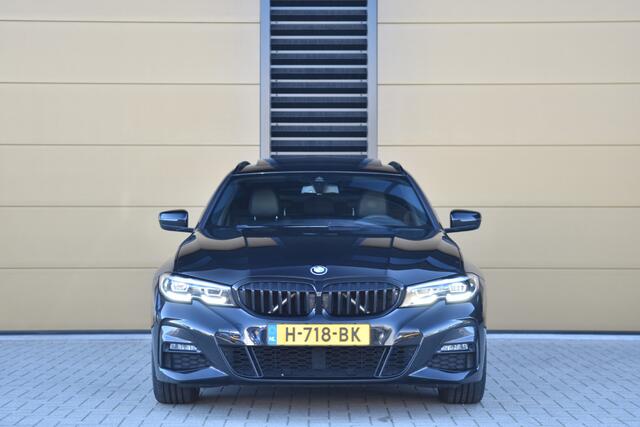 BMW 3-SERIE Touring 330i Executive Edition * M-Sport * Panoramadak * M Sport Onderstel * 1 eigenaar *