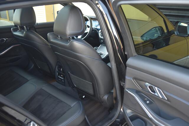 BMW 3-SERIE Touring 330i Executive Edition * M-Sport * Panoramadak * M Sport Onderstel * 1 eigenaar *