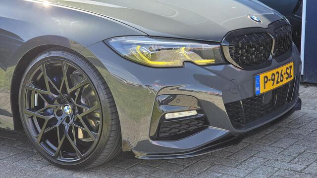 BMW 3-SERIE Touring 330e xDrive High Executive | Pano | Dravitgrau | Leder | ACC | HUD | Laser | DOH | Driving Assistant Professional | Bomvol!