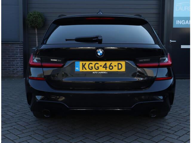 BMW 3-SERIE Touring 330e xDrive M Sport | Panoramadak | Adaptief M onderstel | H+K | 360 | Leer