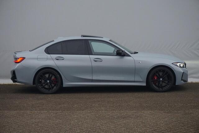 BMW 3-SERIE Sedan M340i xDrive 19'' / Harman Kardon / Schuif-/kanteldak / Elektrisch verstelbare stoelen