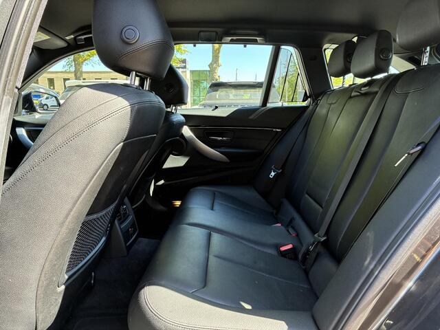BMW 3-SERIE Touring 318i M Sport Corporate Lease Automaat 136PK | Navigatie | Cruise Control | Leder | Elektrische Achterklep