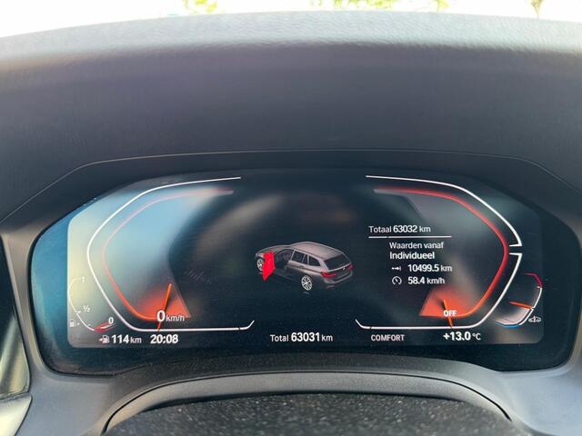 BMW 3-SERIE Touring 318i High Executive
