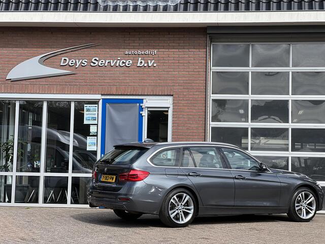 BMW 3-SERIE Touring 330d xDrive High Executive