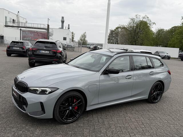 BMW 3-SERIE Touring 330e xDrive 292pk M-Sport+Pro M-Zetels+Memo Pano Tr-Haak Led M-Rem H&K Head-Up VOL!