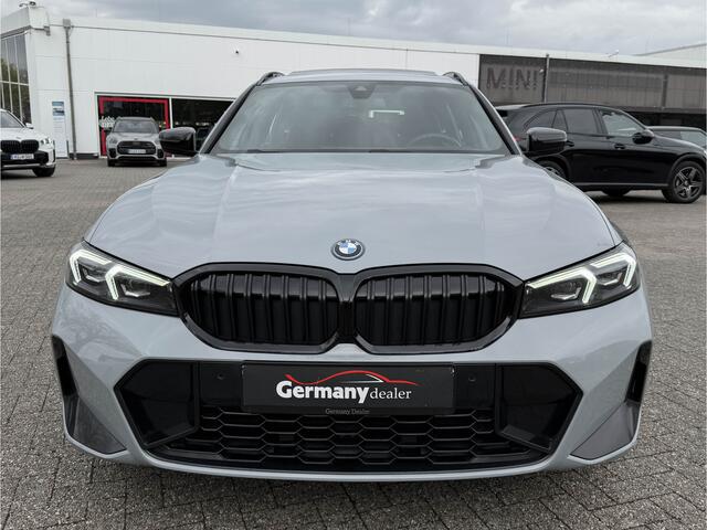 BMW 3-SERIE Touring 330e xDrive 292pk M-Sport+Pro M-Zetels+Memo Pano Tr-Haak Led M-Rem H&K Head-Up VOL!