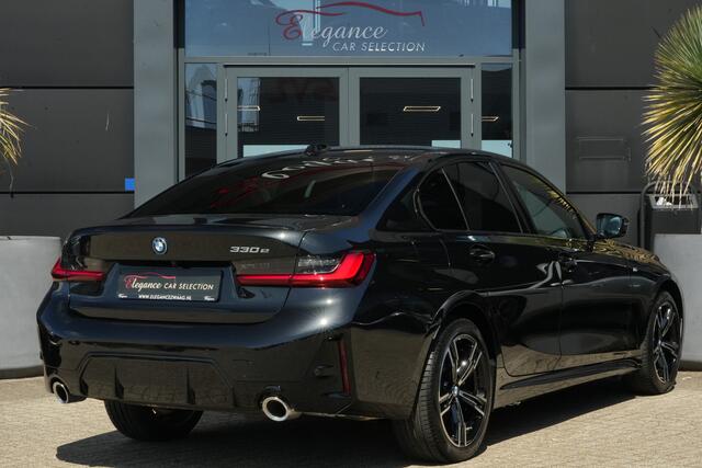 BMW 3-SERIE 330e M Sport High Executive 292pk Navigatie/HUD/360Camera