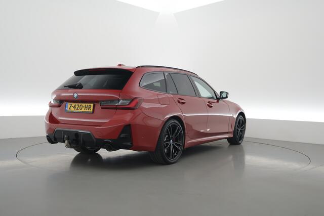 BMW 3-SERIE Touring 330e xDrive M Sport | Pano | HUD | Camera | Elek. Trekhaak | 19'' | Stoelverw. | CarPlay + NAV |