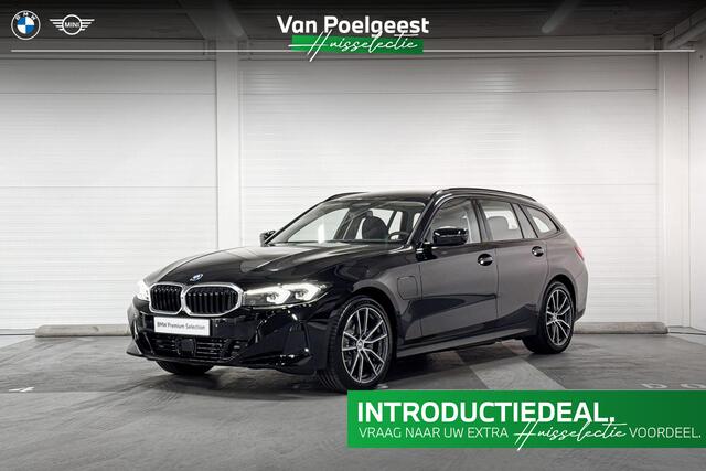 BMW 3-SERIE Touring 330e | Innovation Pack | Driving Assistant Professional | Parking Assistant Plus | Head-up Display l Huisselectie