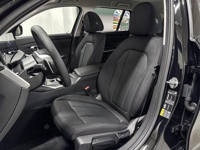 BMW 3-SERIE Touring 330e | Innovation Pack | Driving Assistant Professional | Parking Assistant Plus | Head-up Display l Huisselectie