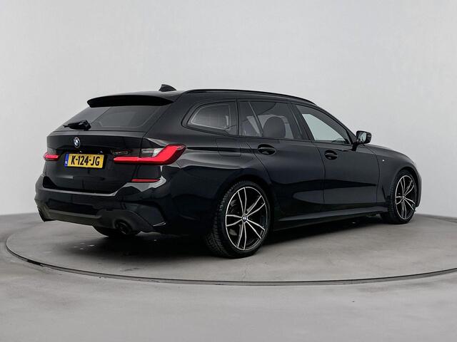 BMW 3-SERIE Touring 320i Executive Edition 184PK | M-Sport | Sportstoelen | Stoelverwarming | Elektrische Kofferklep | Navigatie | Zwarte details | Apple CarPlay & Android Auto