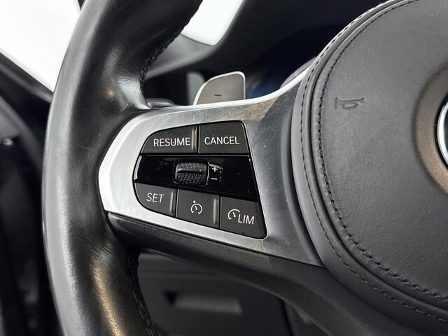 BMW 3-SERIE Touring 320i Executive Edition 184PK | M-Sport | Sportstoelen | Stoelverwarming | Elektrische Kofferklep | Navigatie | Zwarte details | Apple CarPlay & Android Auto