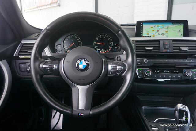 BMW 3-SERIE 318i LCI M Sport M-Pakket | Navig | Dealerauto | 318i