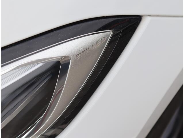 BMW 3-SERIE Touring 330i xDrive High Executive | Keyless | ACC | 360 Camera