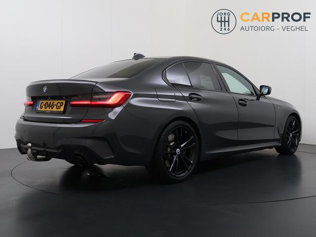 BMW 3-SERIE 330i High Executive Edition M Sport | Trekhaak | NAP | HUD |