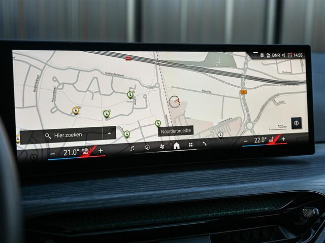 BMW 3-SERIE Touring 330e xDrive | Accu 19,5kWh | Trekhaak | Panorama dak | Active Cruise | Camera | Ambiance interieur