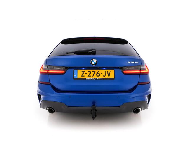BMW 3-SERIE Touring 330e High Executive M-Sportpack (Plug-in) Aut. *LEATHER-MICROFIBRE | FULL-LED | DIGI-COCKPIT | HEATED-SPORTSEATS | CAMERA | CARPLAY | SHIFT-PADDLES | NAVI-FULLMAP | PRIVACY-GLASS | ECC | PDC | CRUISE | TOWBAR | 18''ALU*