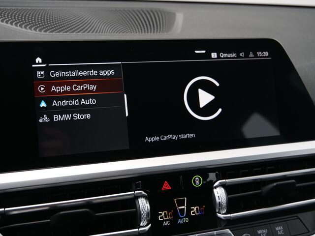 BMW 3-SERIE Touring 320i Executive Edition 184 Pk Automaat M-pakket / Navi / Apple Carplay / Trekhaak