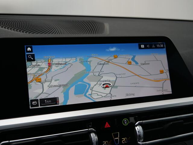BMW 3-SERIE Touring 320i Executive Edition 184 Pk Automaat M-pakket / Navi / Apple Carplay / Trekhaak