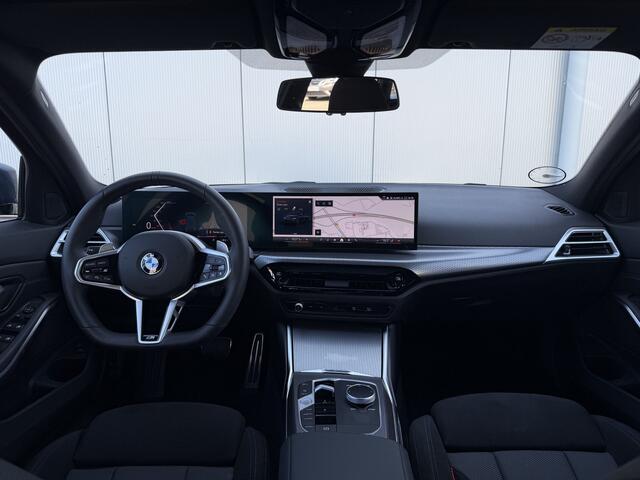 BMW 3-SERIE Touring 330i xDrive | M-Sport | Adaptive