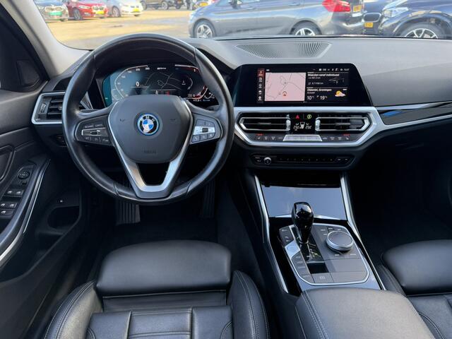 BMW 3-SERIE 320e Business Edition Plus Sport LineLederen Sportstoelen Carplay Achteruitrijcamera Live cockpit pro