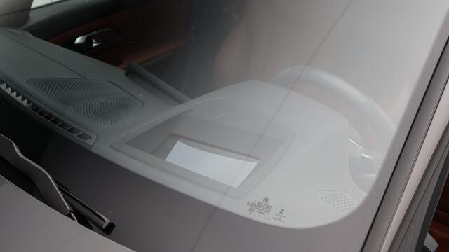 BMW 3-SERIE 330e High Executive M Performance | Head-up | Laserlight | Harman/Kardon | Comfort Access | Driving Assistant Professional