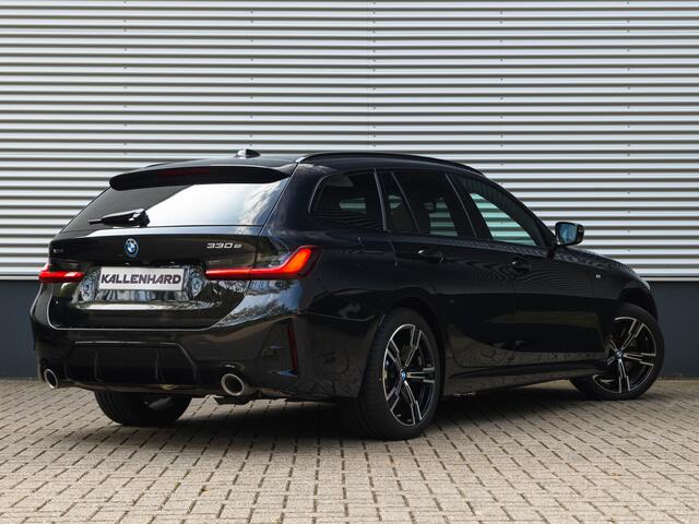 BMW 3-SERIE Touring 330e xDrive M-Sport - Pano - Driving Ass Prof - Trekhaak - Head-up