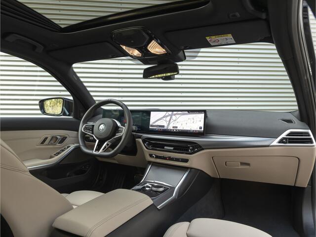 BMW 3-SERIE Touring 330e xDrive M-Sport - Pano - Driving Ass Prof - Trekhaak - Head-up