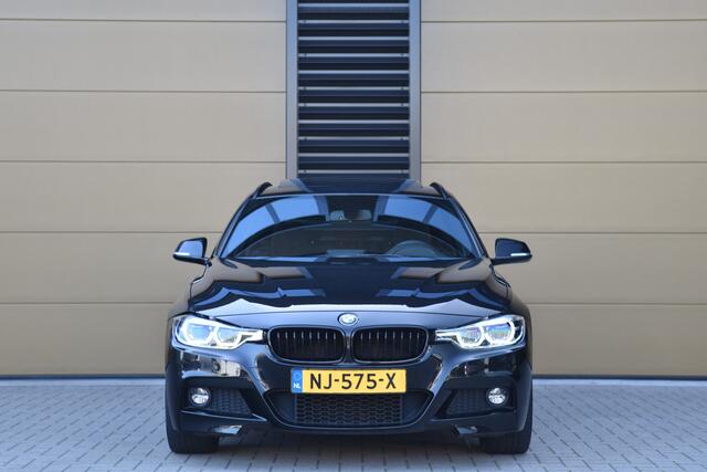 BMW 3-SERIE Touring 320i Executive * M-Sportpakket * Panoramadak * LED * Lichtpakket *