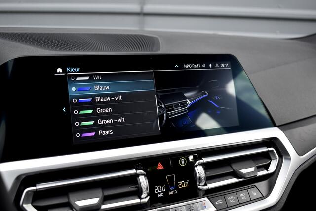 BMW 3-SERIE 330e M Sport Individual | 1e Eigenaar | 19'' Wielen | Lederen Bekleding | CarPlay | Audio Media Pack |