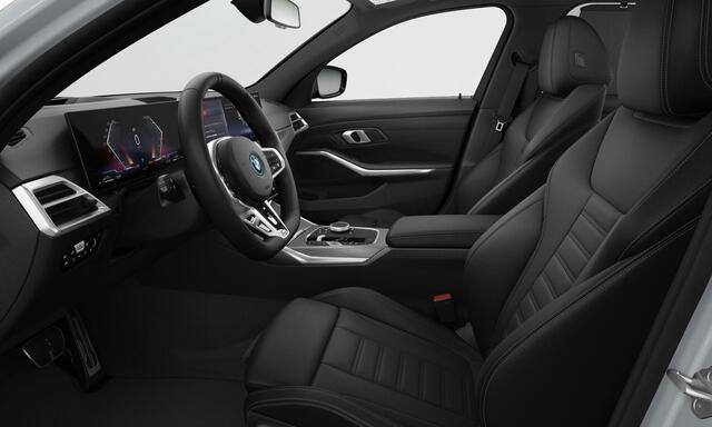 BMW 3-SERIE Touring 330e xDrive M Sport - Active Cruise Control - Getinte ruiten - Zonneschermen achter - Elektrisch verstelbare/verwarnbare voorstoelen - Parking Assistant Plus - Adaptieve LED koplampen -
