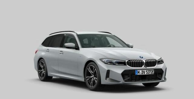 BMW 3-SERIE Touring 330e xDrive M Sport - Active Cruise Control - Getinte ruiten - Zonneschermen achter - Elektrisch verstelbare/verwarnbare voorstoelen - Parking Assistant Plus - Adaptieve LED koplampen -