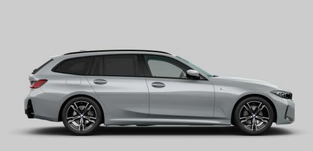 BMW 3-SERIE Touring 330e xDrive M Sport - Active Cruise Control - Getinte ruiten - Zonneschermen achter - Elektrisch verstelbare/verwarnbare voorstoelen - Parking Assistant Plus - Adaptieve LED koplampen -