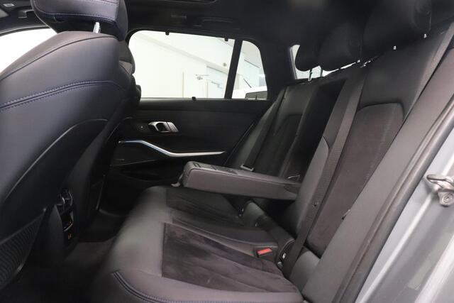 BMW 3-SERIE Touring 330e xDrive | M-SPORT | PANO | HARMAN KARDON | MEMORY | TREKHAAK |
