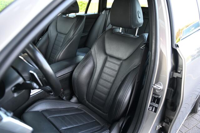 BMW 3-SERIE Touring 320i High Executive M Sport Automaat / Trekhaak / Sportstoelen / LED / Stoelverwarming / Parking Assistant Plus