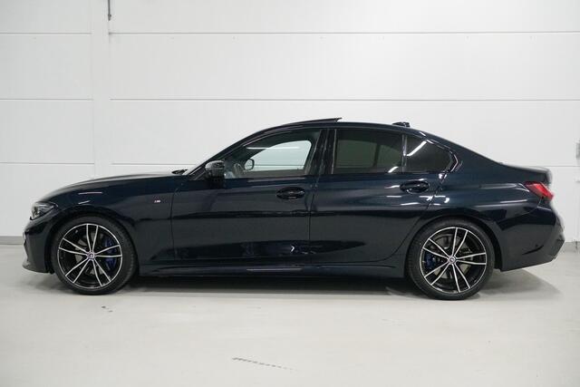 BMW 3-SERIE 330i M-Sport | Schuifdak | Individual | Hifi | Elektr. Trekhaak