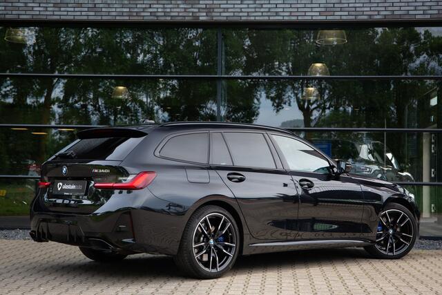 BMW 3-SERIE Touring M340i xDrive 374PK , Panoramadak, Head-up display, Adap. cruise, Laser