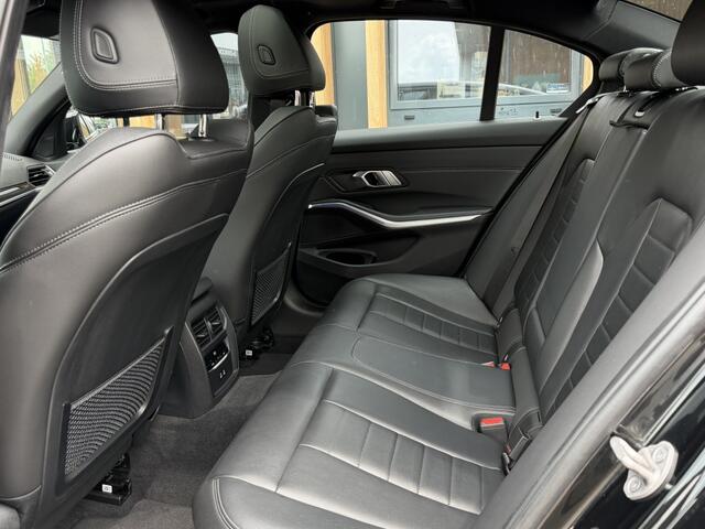 BMW 3-SERIE 320i Executive Ed. | M-sport | Elec Trekhaak |