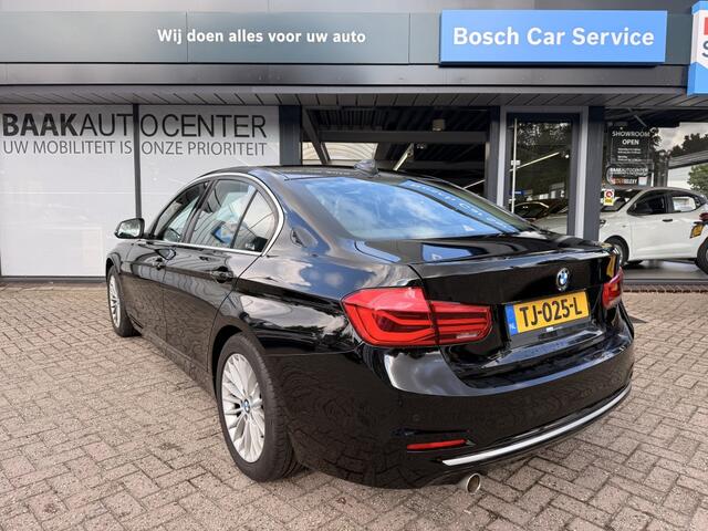 BMW 3-SERIE 318i Luxury Edition | stoelverwarming | Automaat | Leer