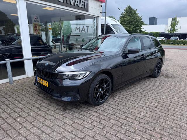 BMW 3-SERIE Touring 330e High Executive