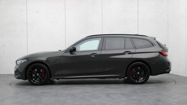 BMW 3-SERIE Touring 330e M-Sport Pro | Harman/Kardon | Head-up | Shadow-Line | Achteruitrijcamera