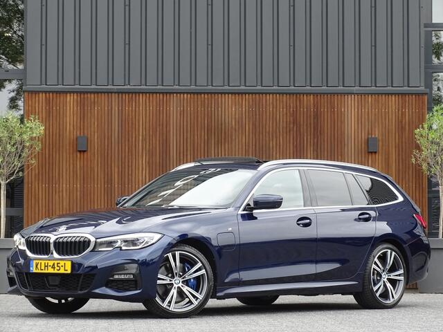 BMW 3-SERIE touring 330e 292PK M-sport Individual / Laser / 360° / Pano / ACC / Meri
