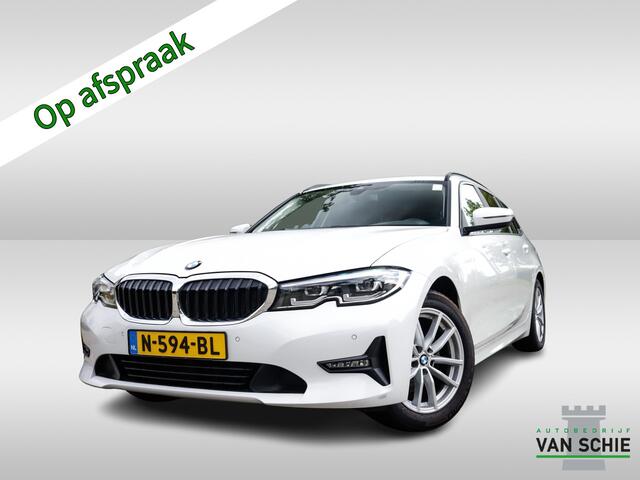 BMW 3-SERIE Touring 320i Business Edition 1e-Eig. & Dealer-Onderh. BOVAG-Garantie. NL-Auto.